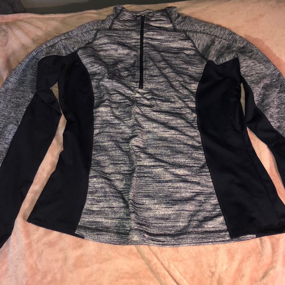 tek gear warm tek long sleeve light jacket